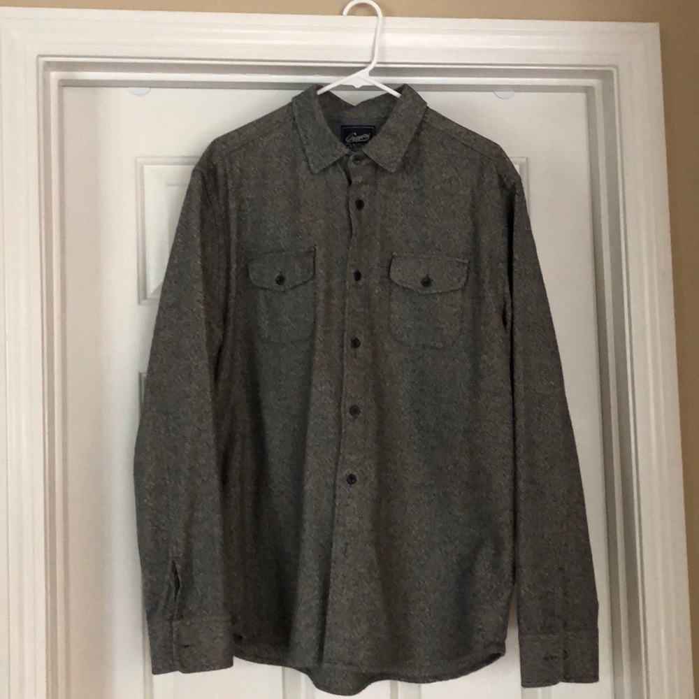 Men’s Gray heavyweight cotton shirt. Size large